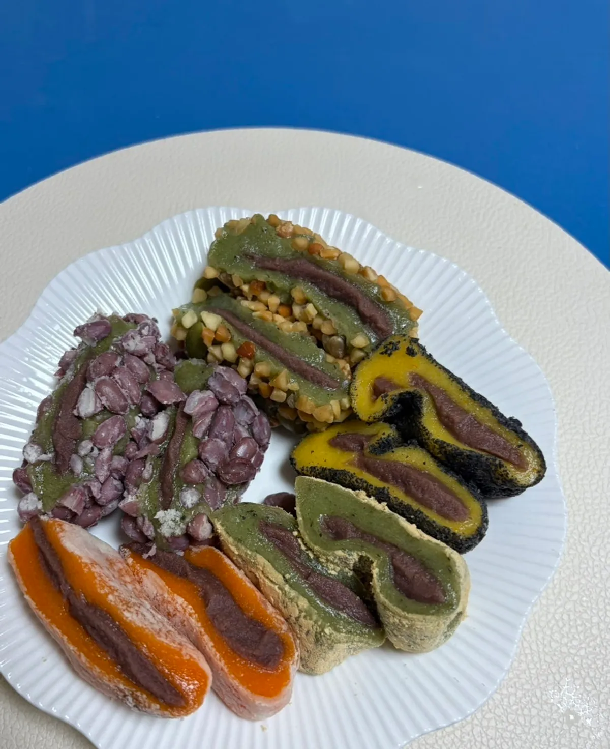 Suragan Tteokbang omegi-tteok chosen as a Jeju travel gift