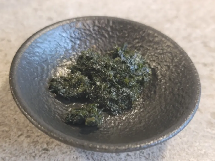 깻잎과 올리브오일로 만든 깻잎 지미초리 소스
