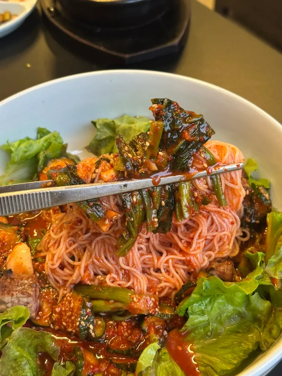 Complimentary beef seaweed soup