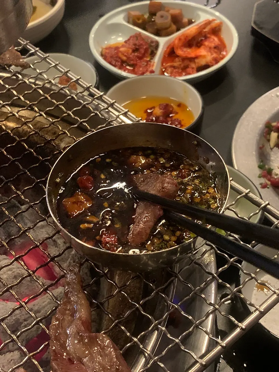 굽는 중인 한우 구이 클로즈업