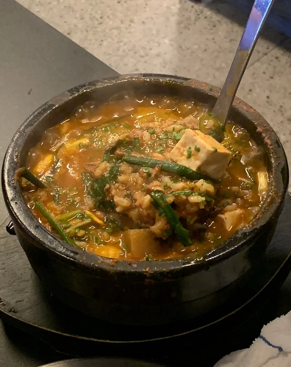 늑간살 꽃살 살치살로 구성된 한우갈비살