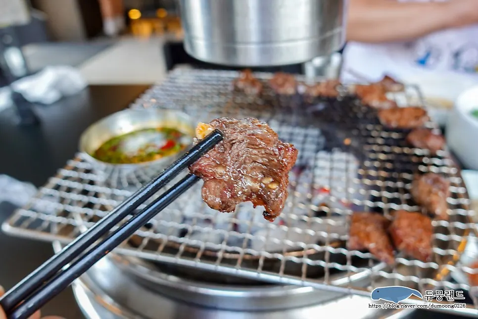 불판에 올린 마농 갈비살