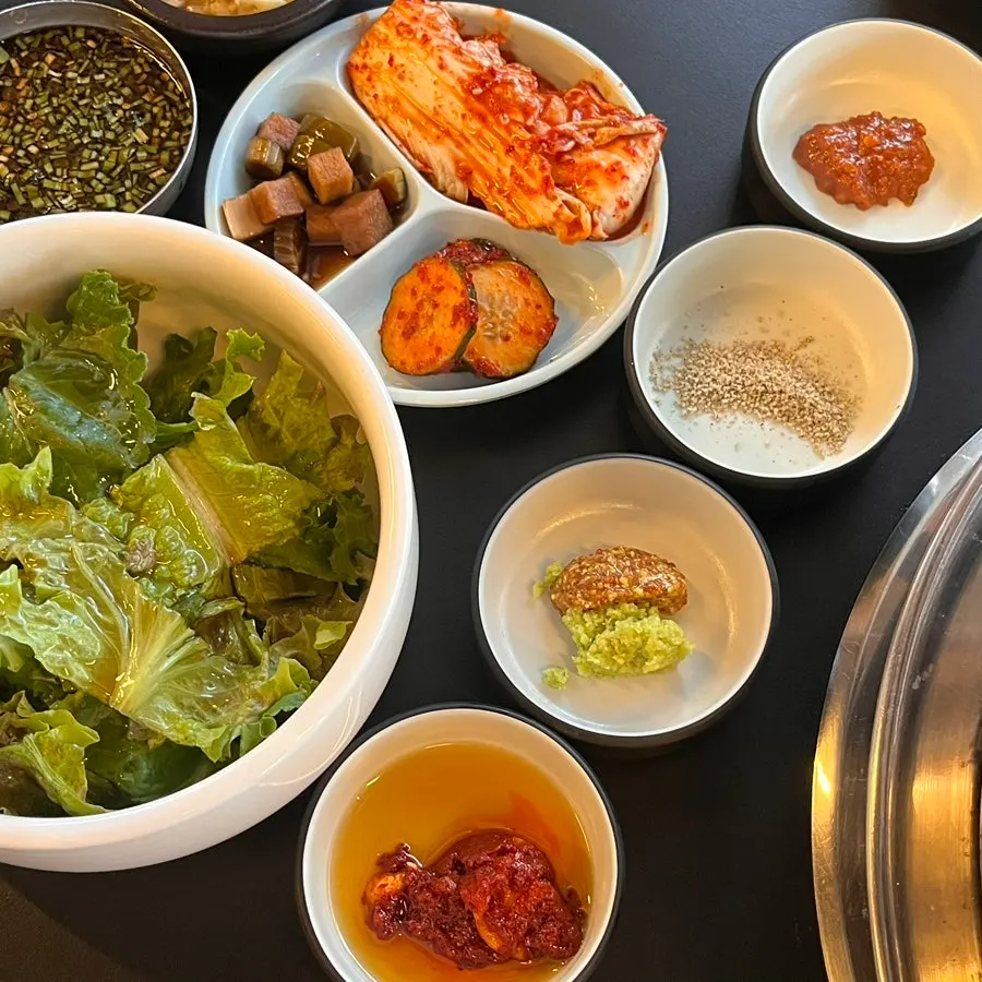 마농고추간장을 포함한 소스 구성