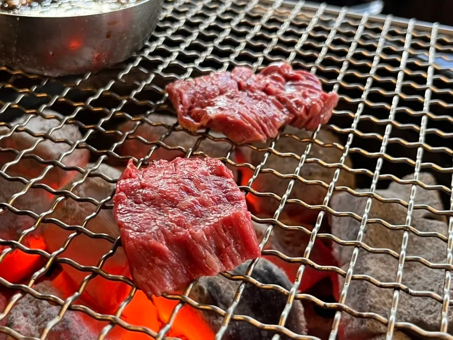 돌격한우 식사류 메뉴판