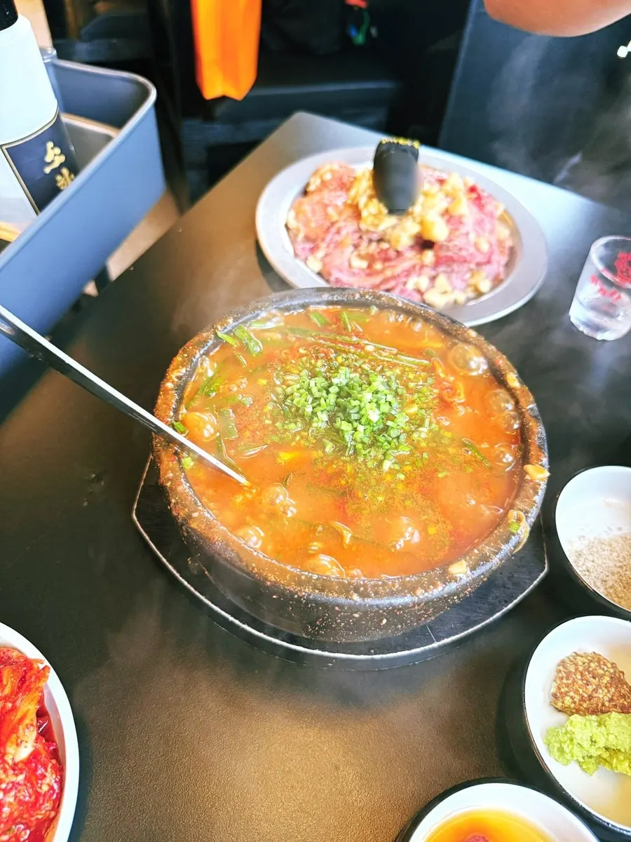 돌격한우 된장술밥 한 상