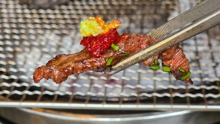 Hanwoo galbisal topped with three sauces