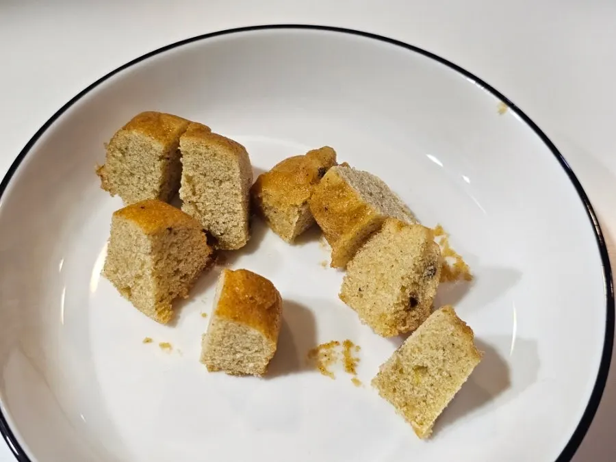 Cross-section of a fig-studded Harubangne madeleine