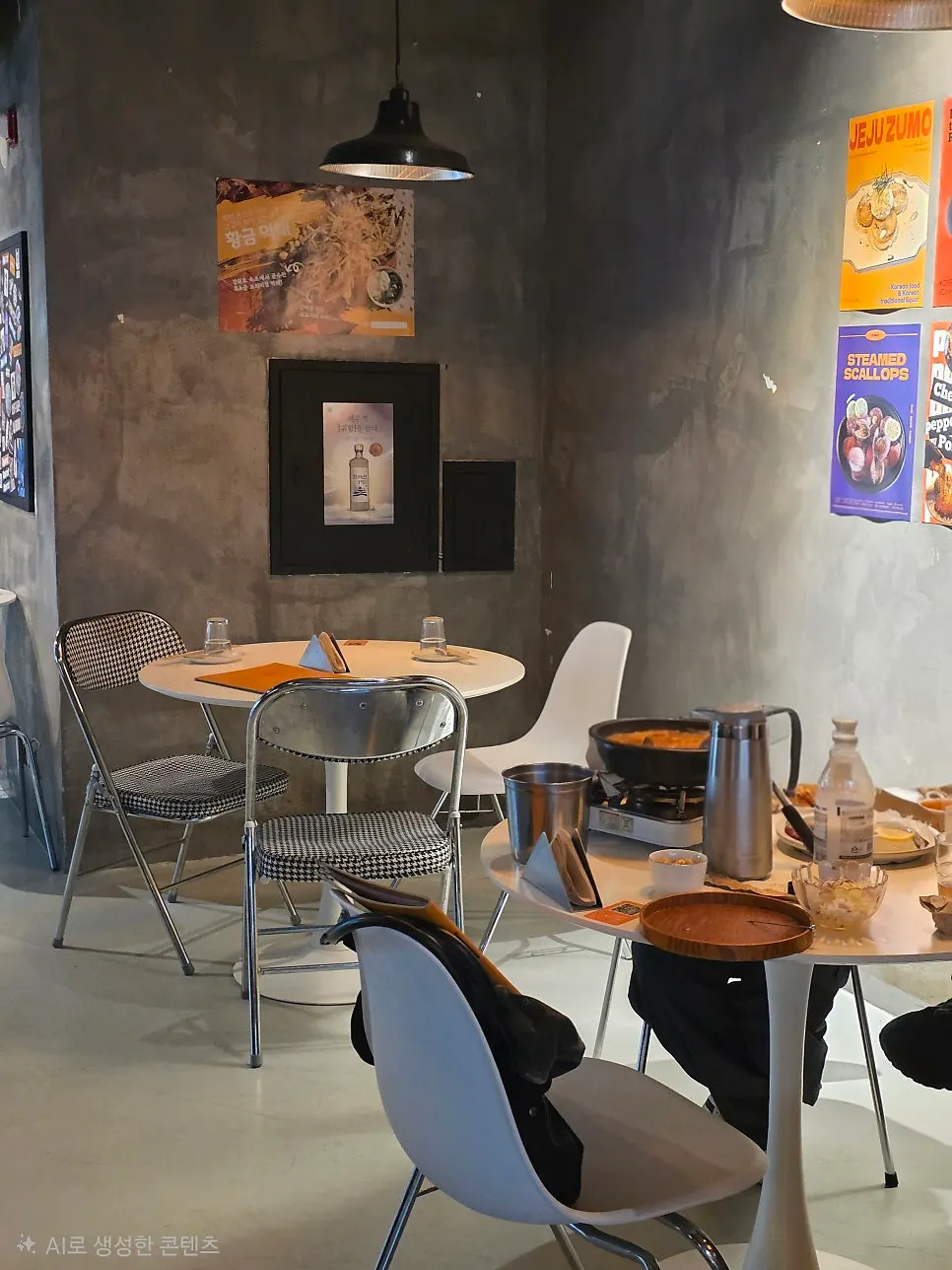 Neatly set table at Jumo
