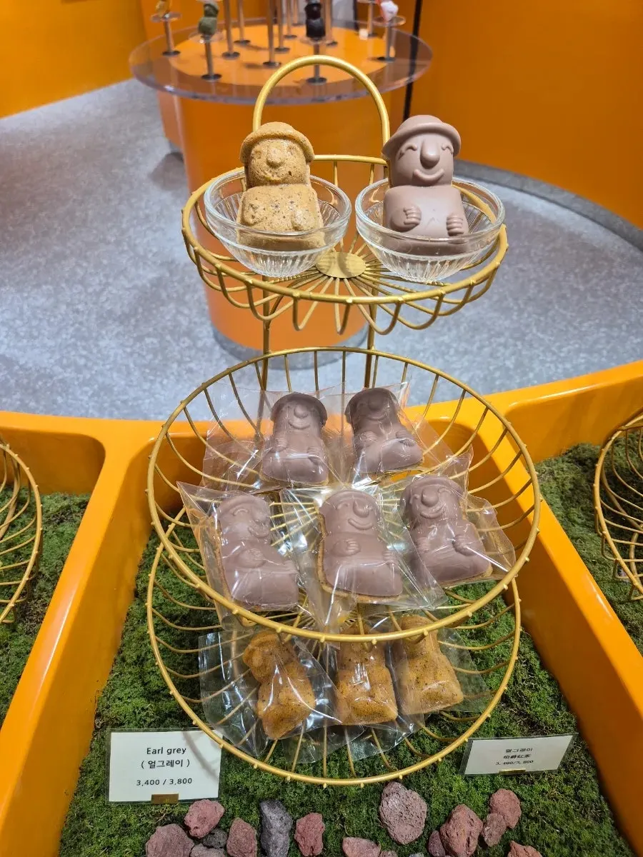 Display of Today Jeju gift desserts