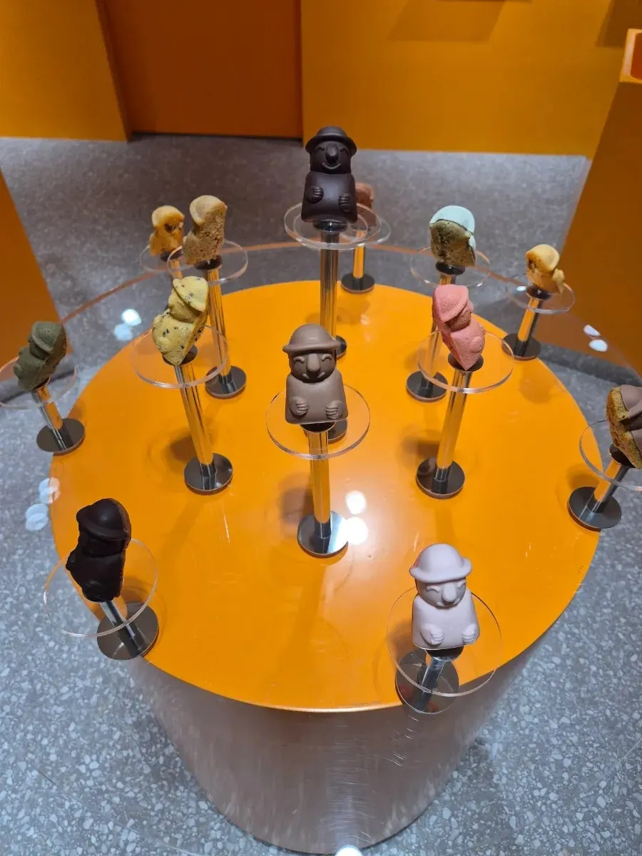 Display of Harubang Sand and other Jeju gift desserts