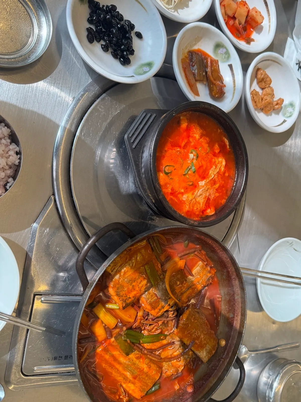 Set meal with braised cutlassfish and soft tofu stew