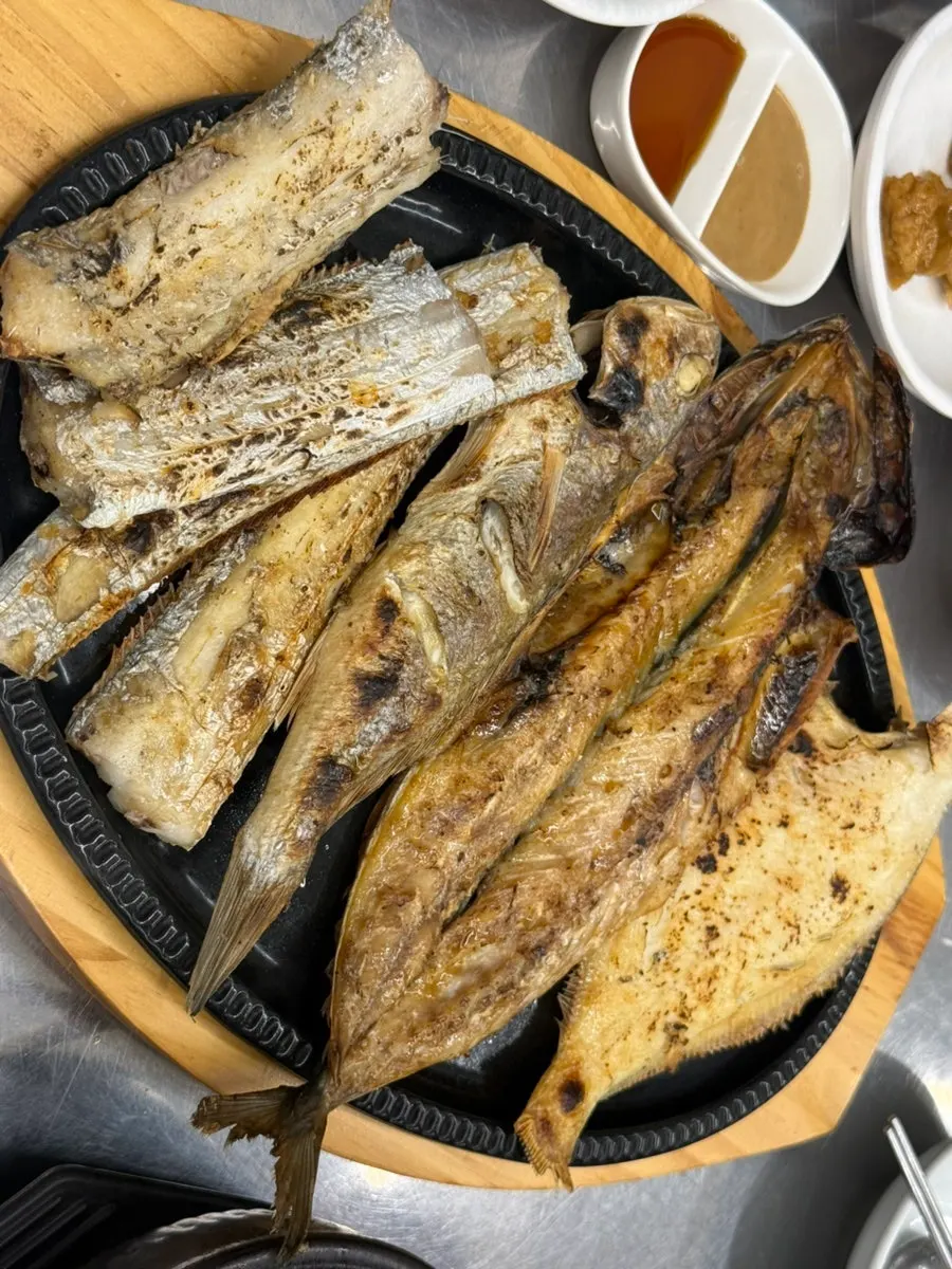 두부가 들어간 칼칼한 김치찌개