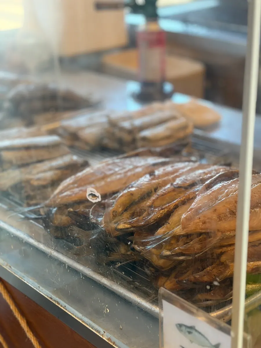 매장 안쪽 셀프 반찬 코너