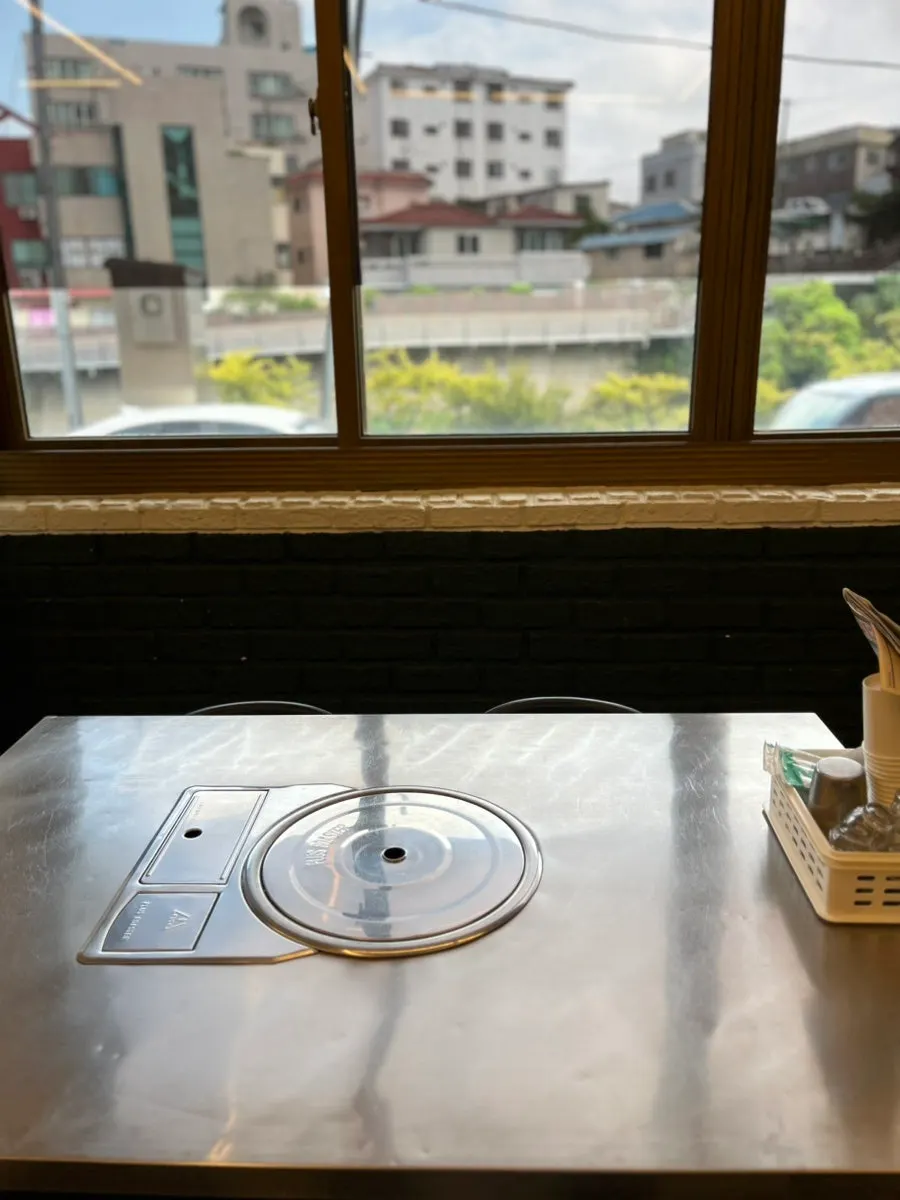 가족 식사하기 좋은 식당 좌석