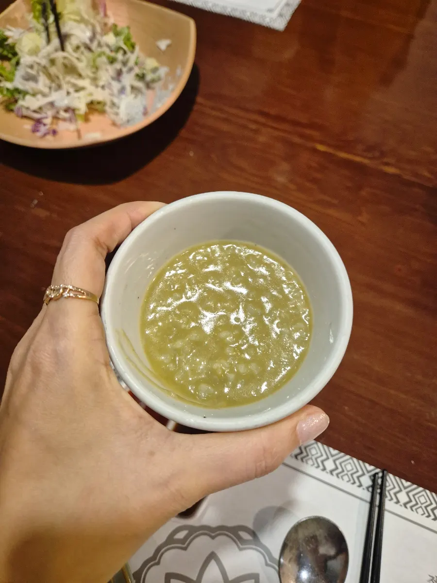 코스 첫 순서로 나온 전복죽