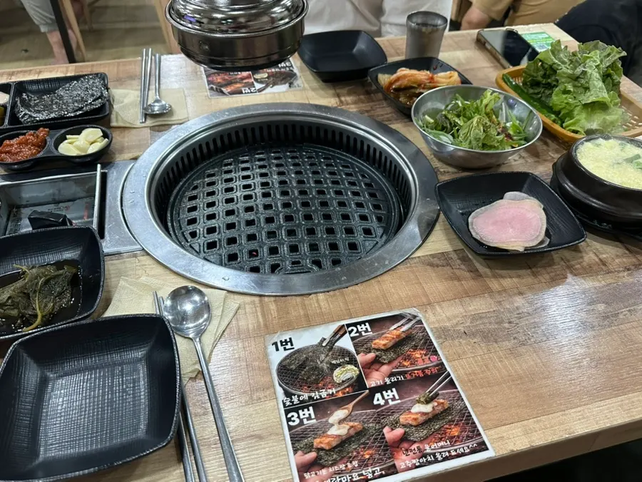 Table set with homemade side dishes