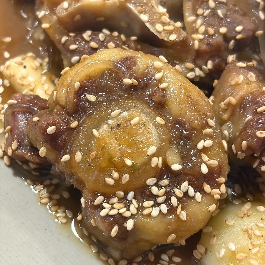보글보글 끓는 순두부찌개