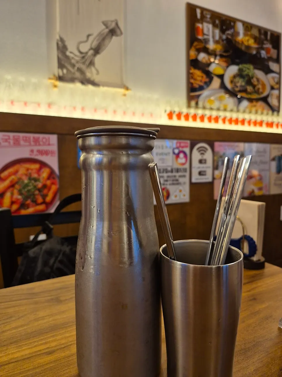 Table setting at Jeongdam