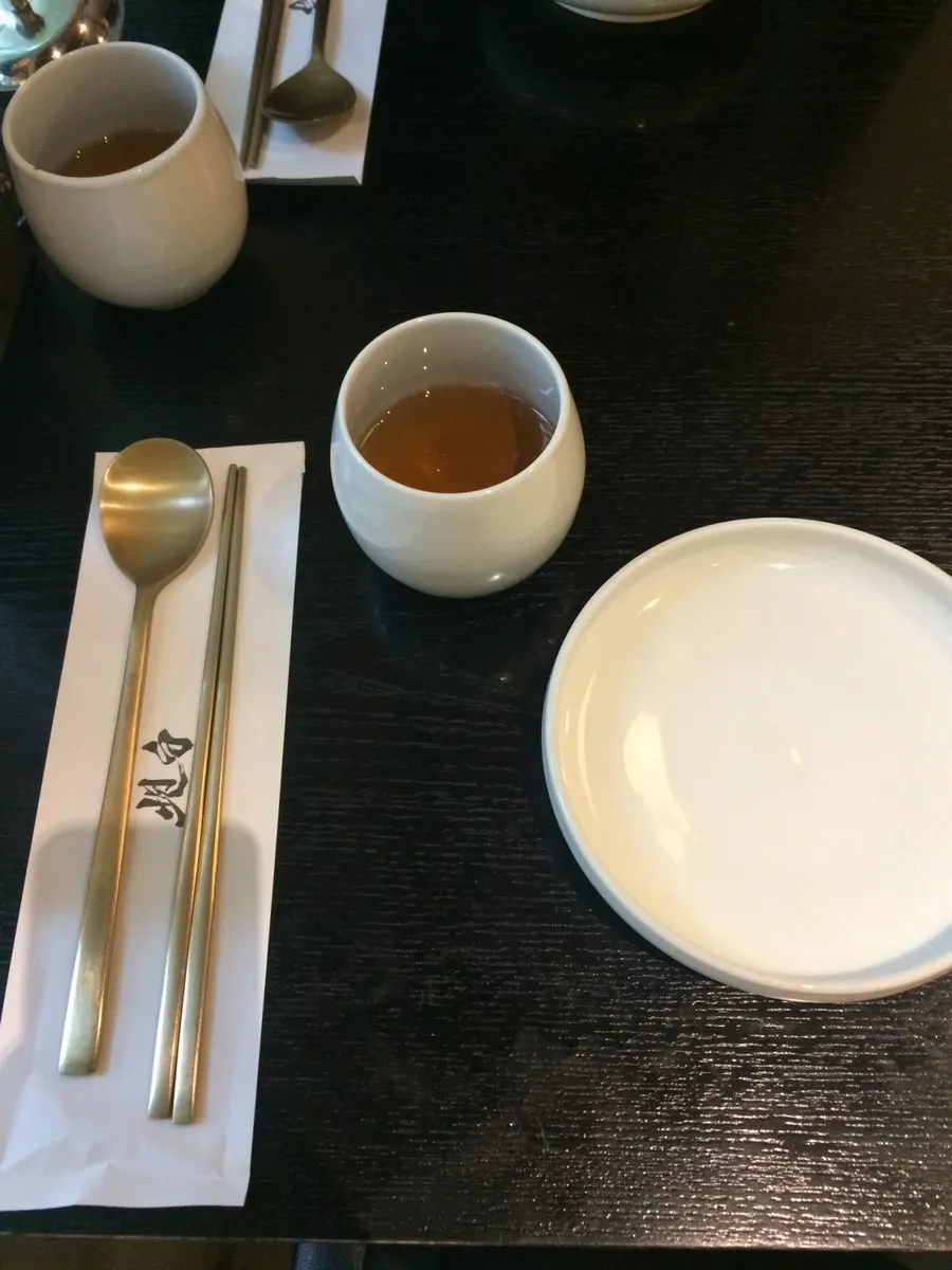 Tissues and wet wipes at a Tanbaek table