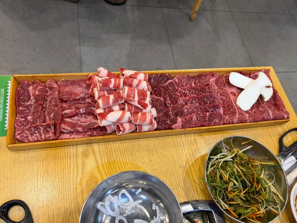 Doenjang jjigae simmering in the center of the grill
