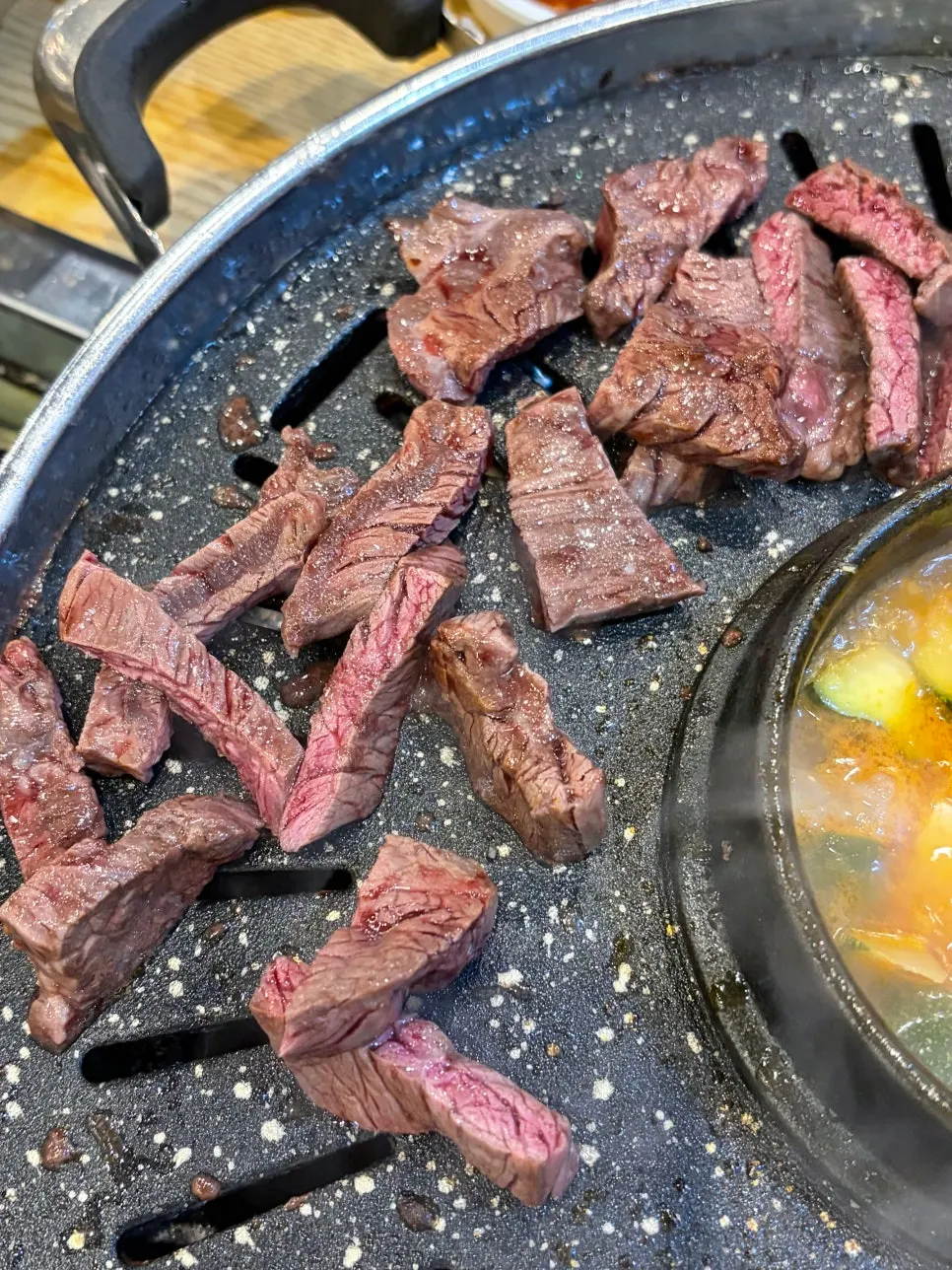 Thin beef belly grilled last
