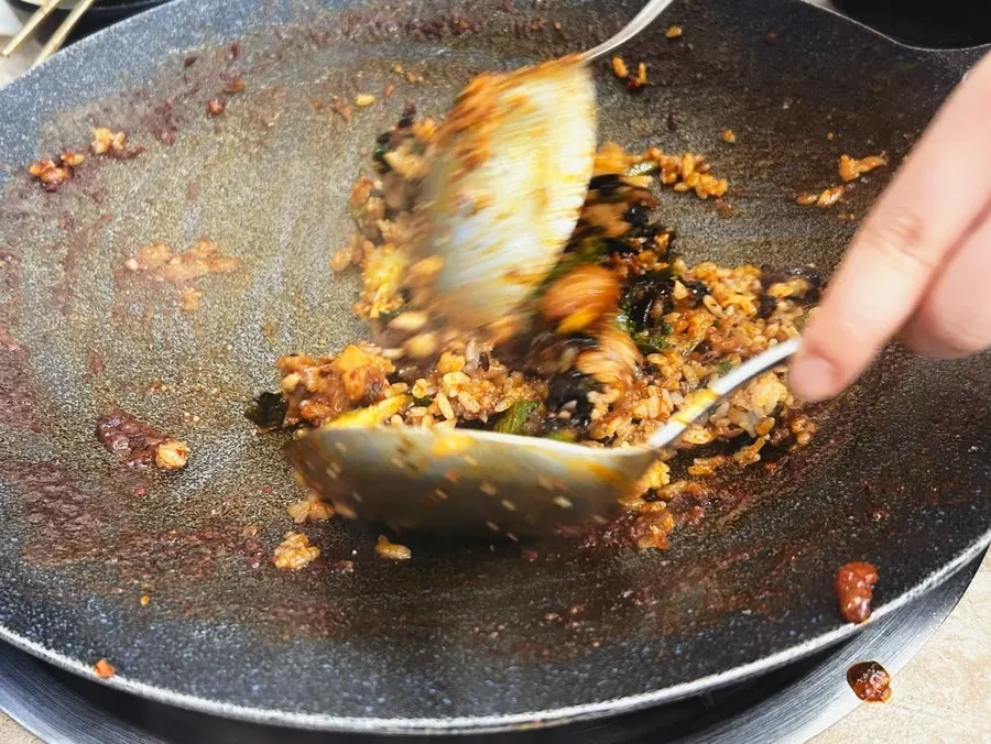 볶음밥 주문 전 남은 철판 쭈꾸미