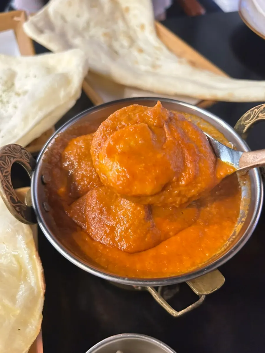 Shrimp makhani curry with shrimp