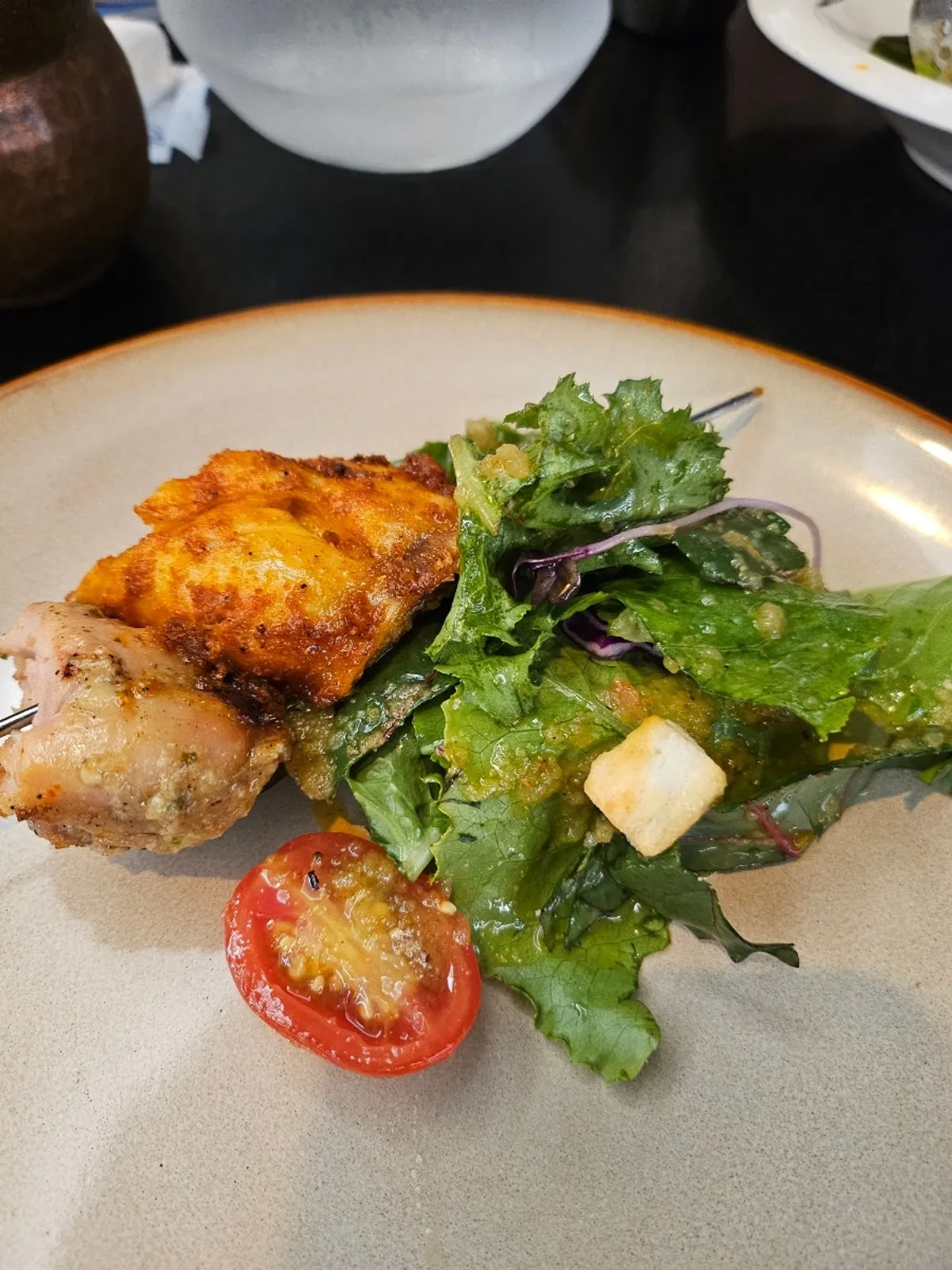 Tandoori chicken salad served with mango sauce