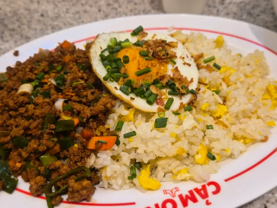 Kkamon pho and fried rice combination in Jeongja-dong, Bundang