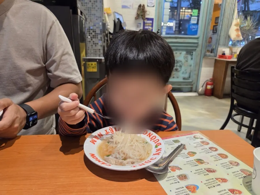 Seafood stir-fried noodles ordered for the first time