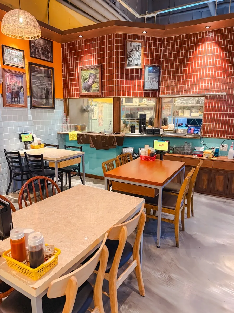 Kkamon exterior decorated with a Vietnamese atmosphere