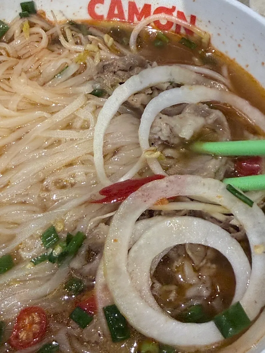 아삭한 공심채볶음 접시