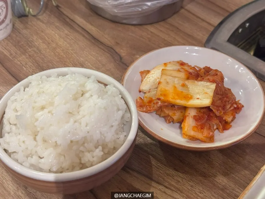 고봉밥으로 나온 공기밥