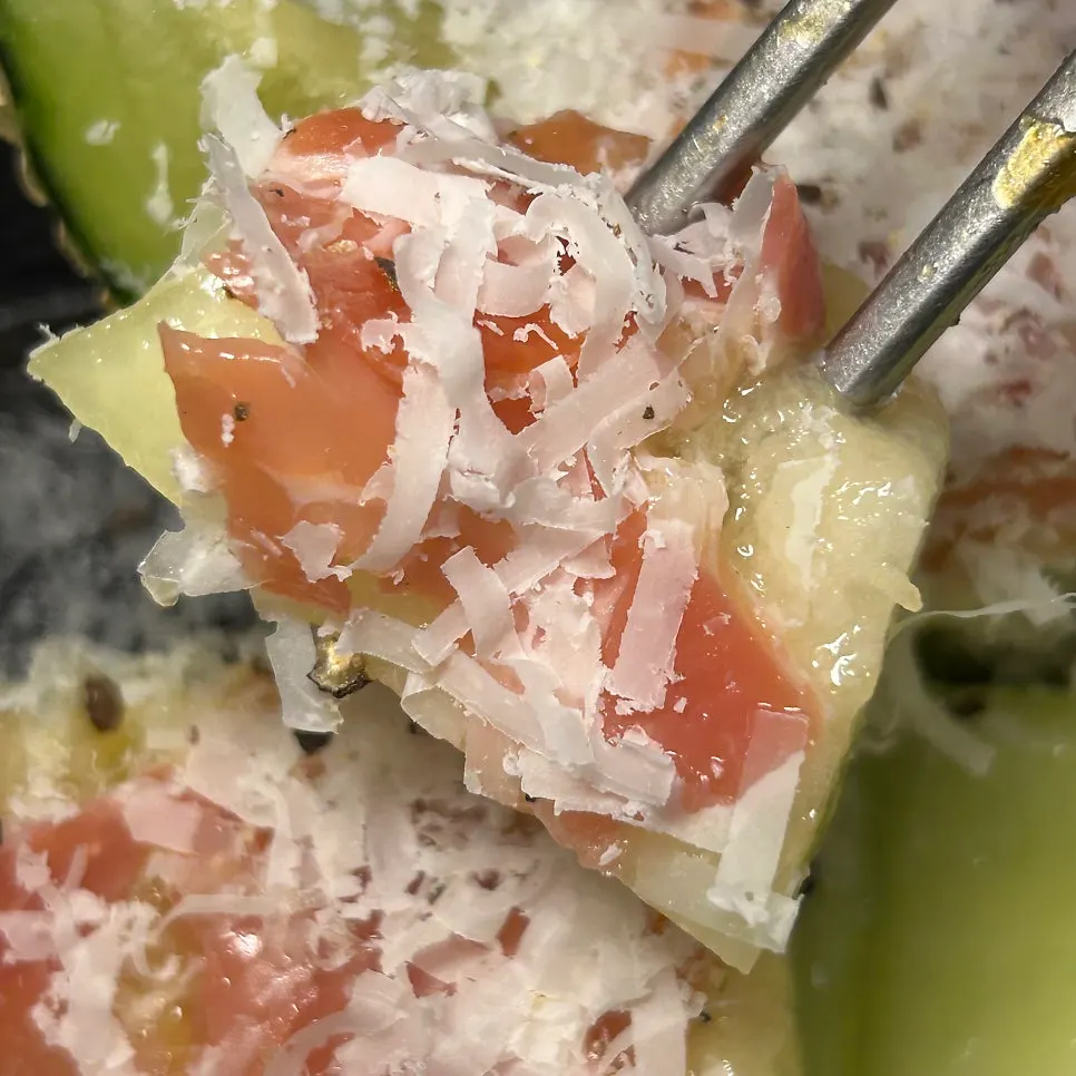Cheese jamón melon served with gambas