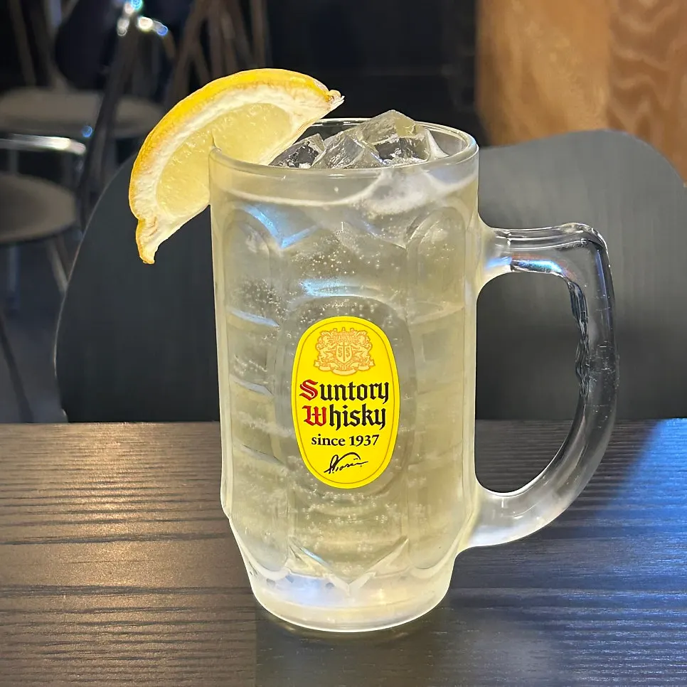 Suntory highball with fresh lemon