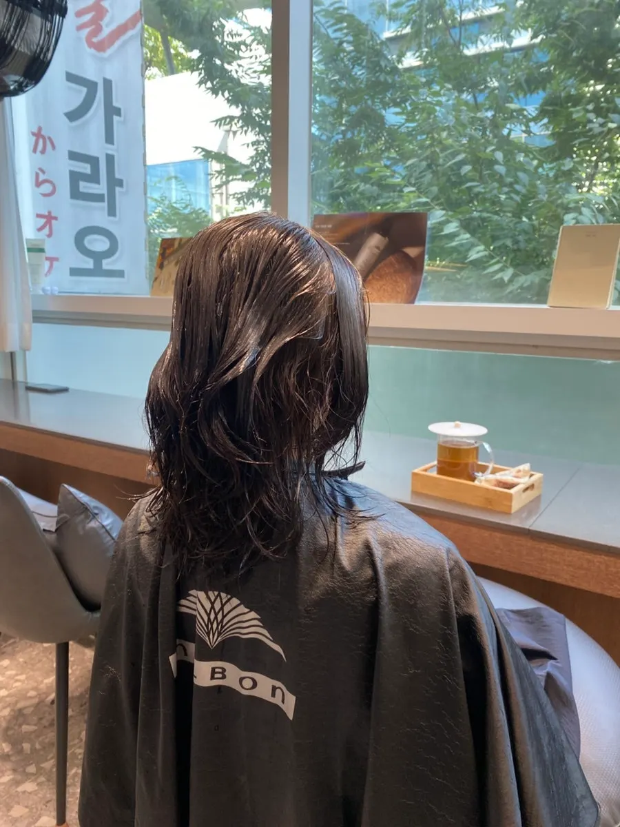 Perm treatment process tailored to hair condition