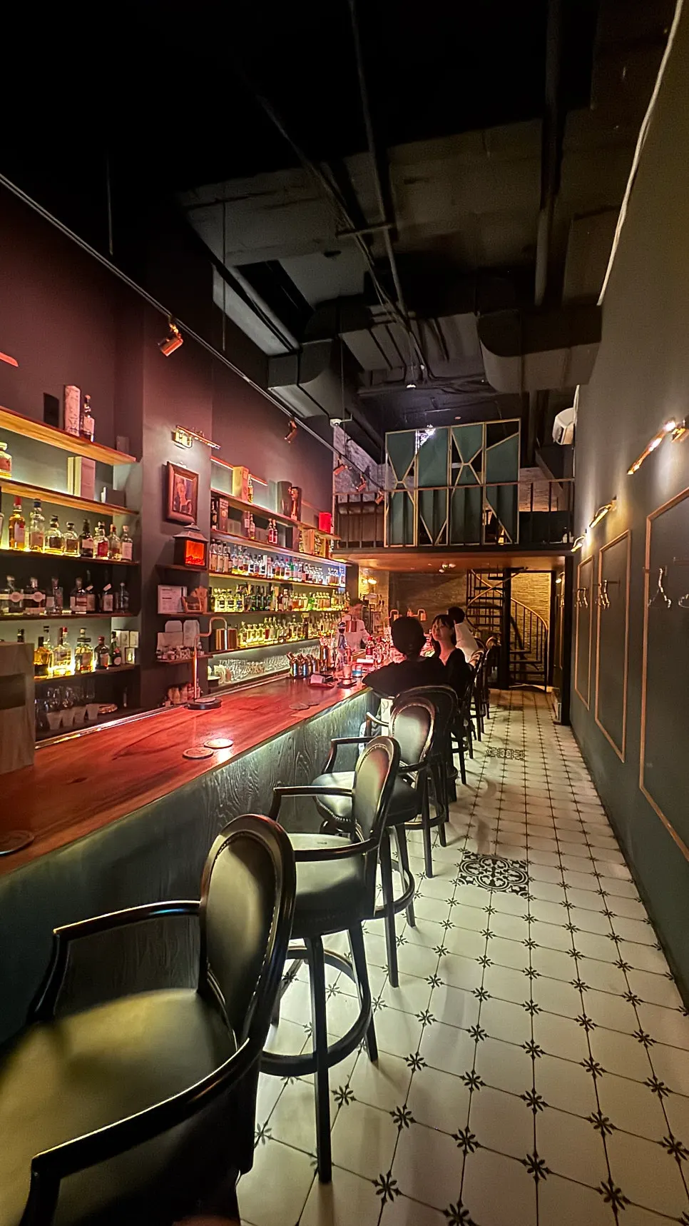 Second-floor space at the Jeongja-dong malt bar