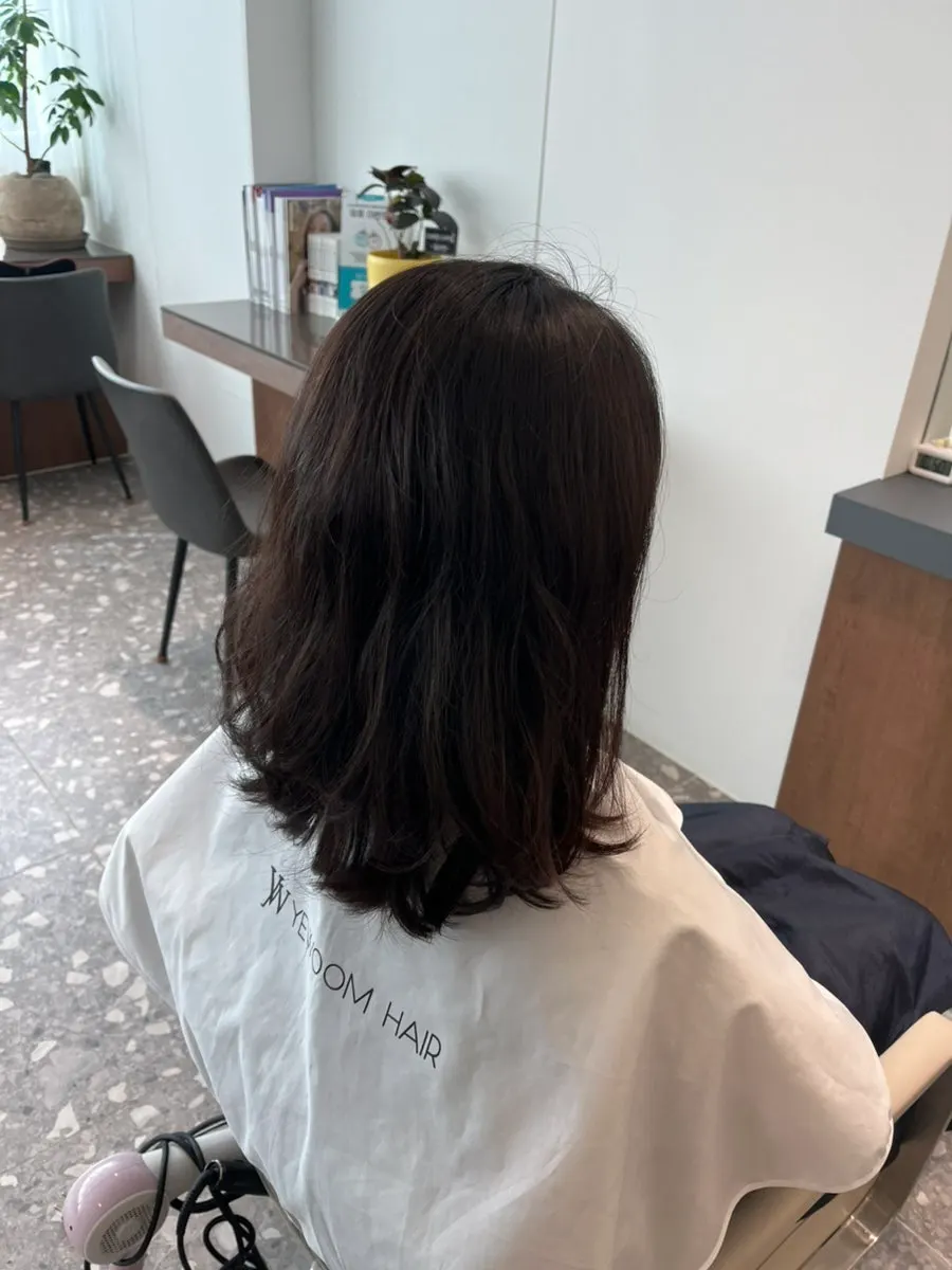 컬이 풀린 상태의 비포 헤어