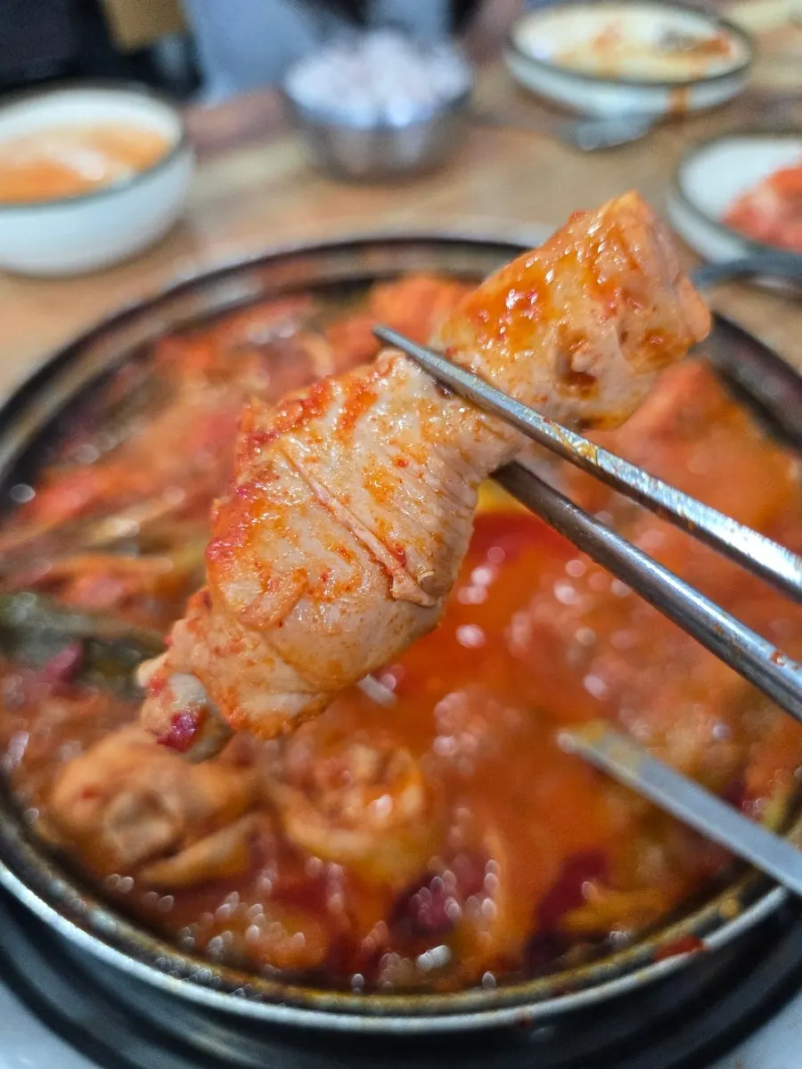 Dakbokkeumtang with the broth reduced down