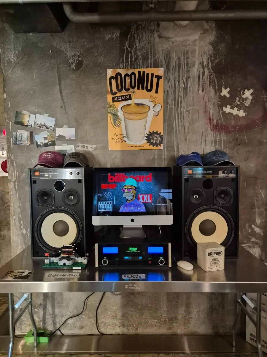 Display of branded mugs and glass cups