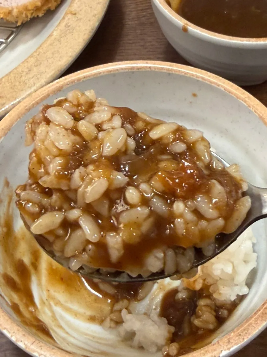 식사를 마친 정성카츠 테이블