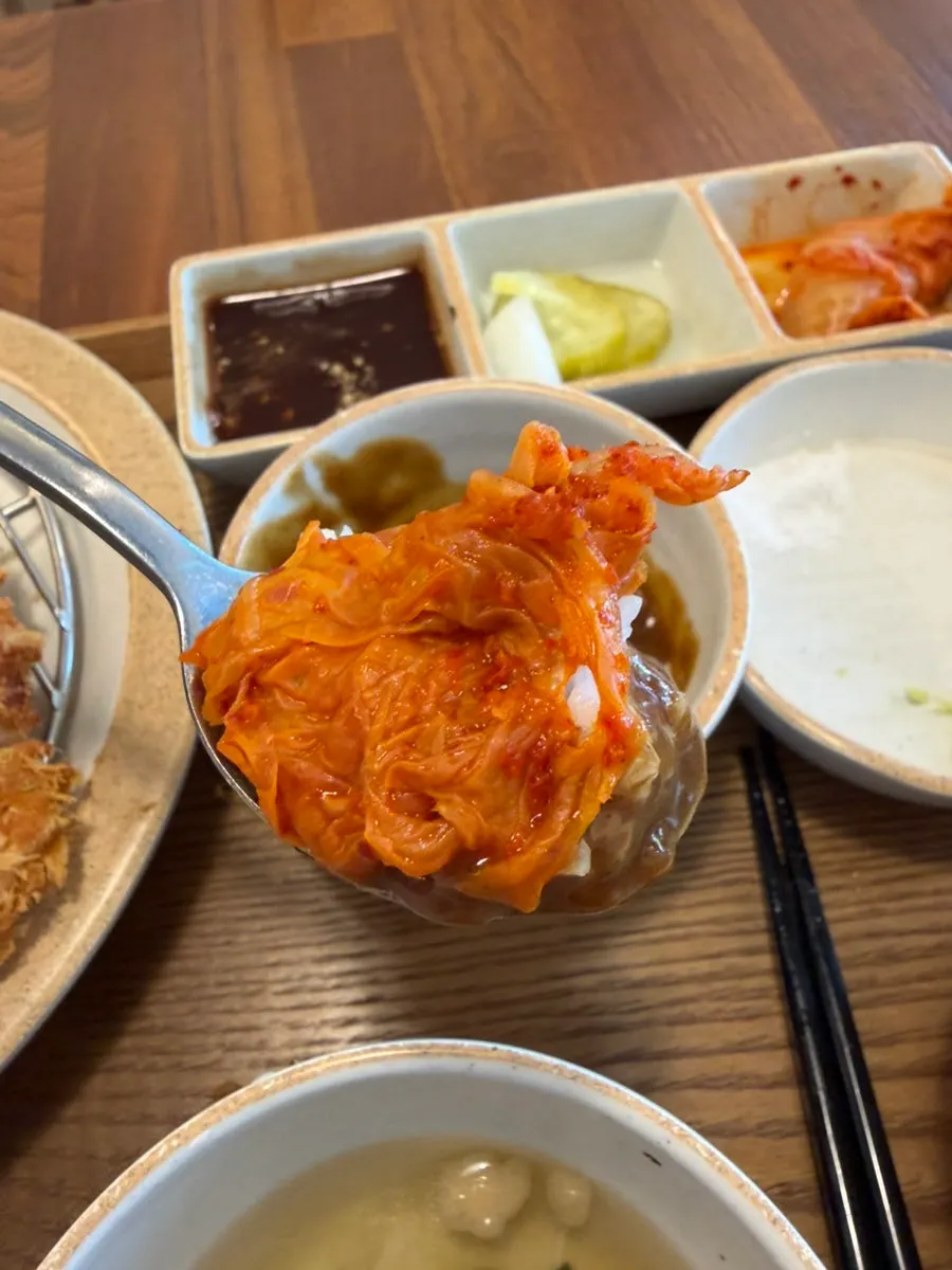 기본으로 나온 일식 카레와 밥