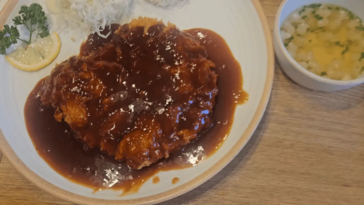 정성카츠 춘천퇴계점 대표 이미지