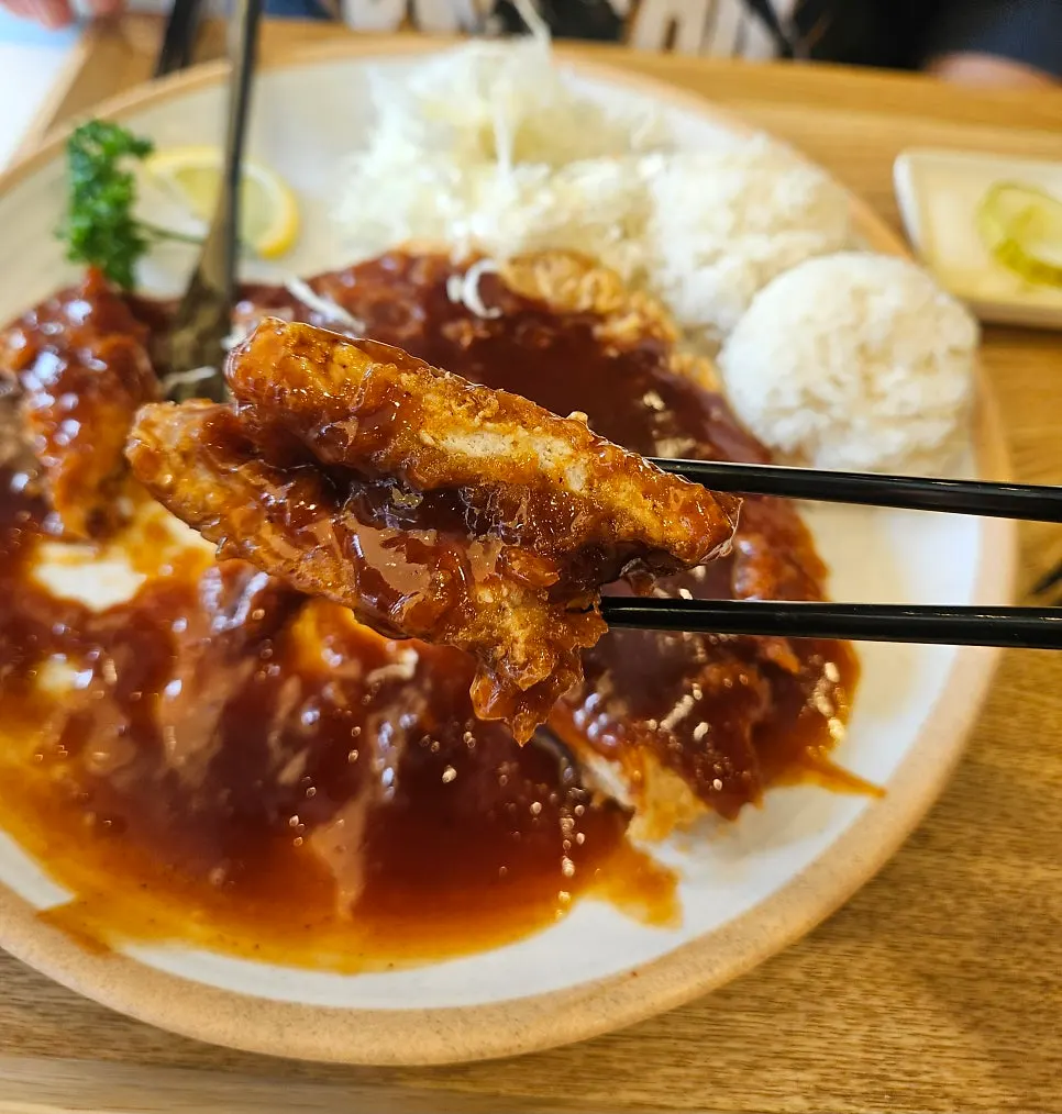 Cross-section of the Western-style King Tonkatsu