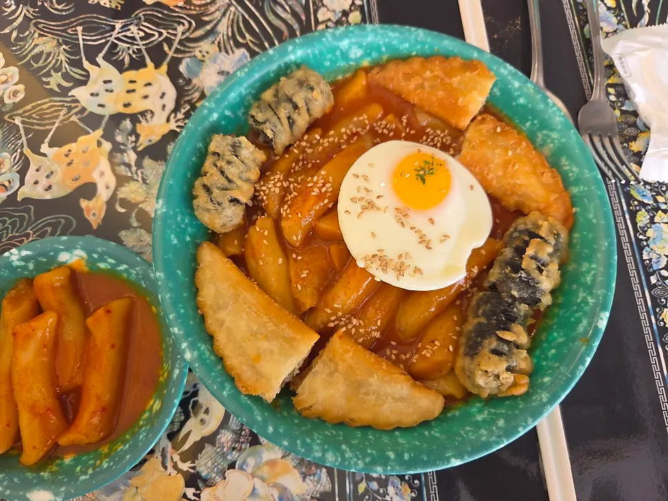 Fried egg placed atop the tteokbokki
