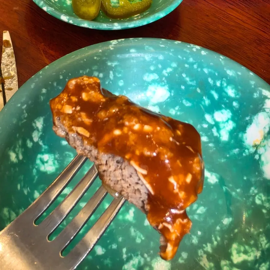 Close-up of the hamburg steak's cross-section