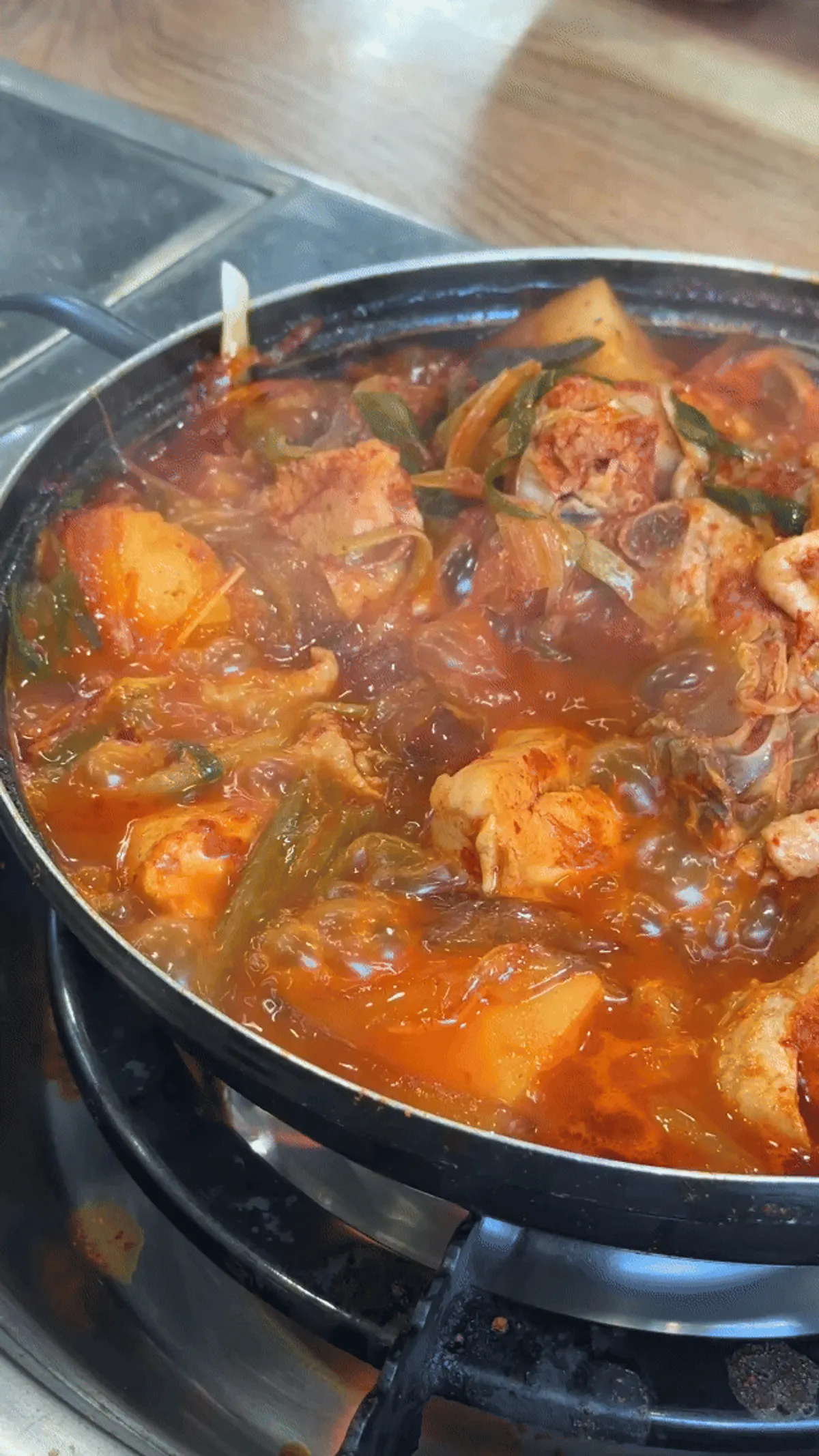 Jeongjeong-a's dakbokkeumtang with reduced broth