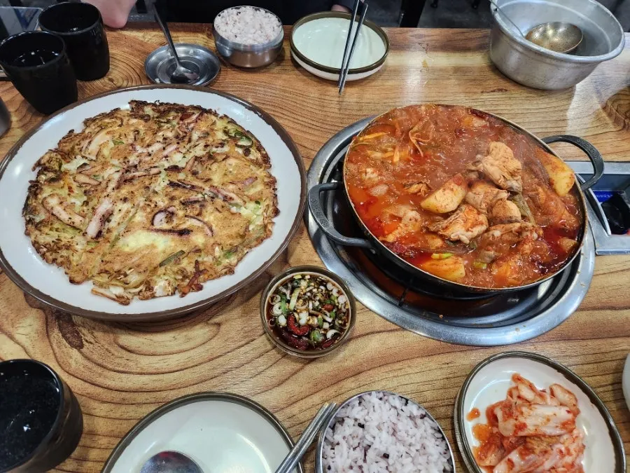 닭볶음탕 소와 당면사리, 해물파전 주문 내역
