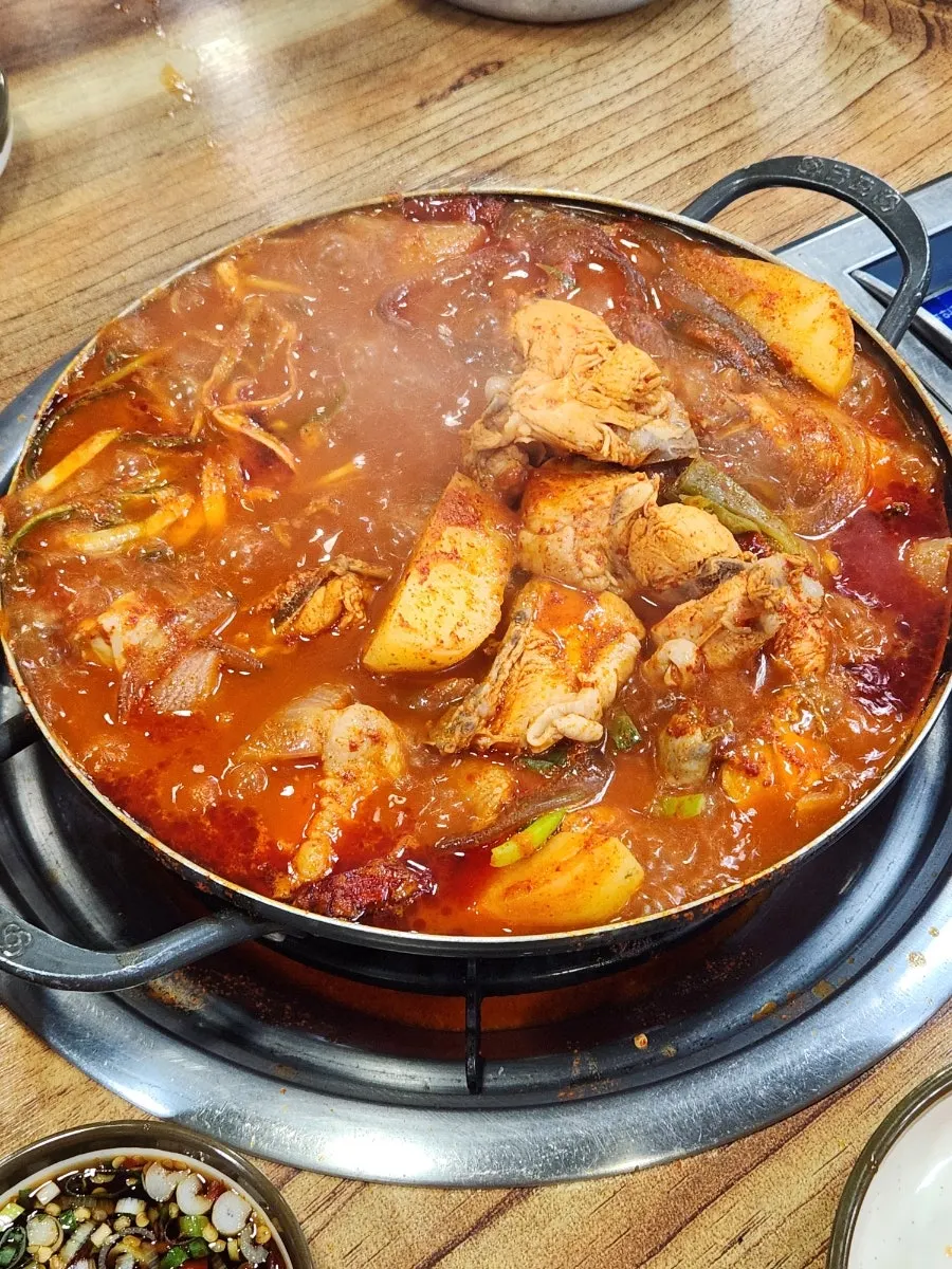 닭볶음탕에 넣은 당면사리