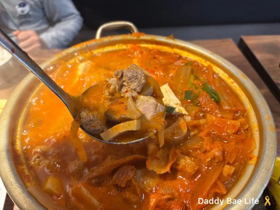 The kimchi jjigae set table after the meal was finished